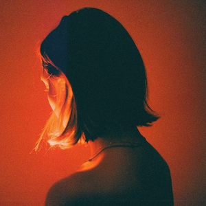 海南裸休美女撒尿露脸视频
