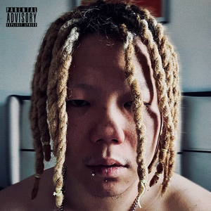 海南裸休美女撒尿露脸视频
